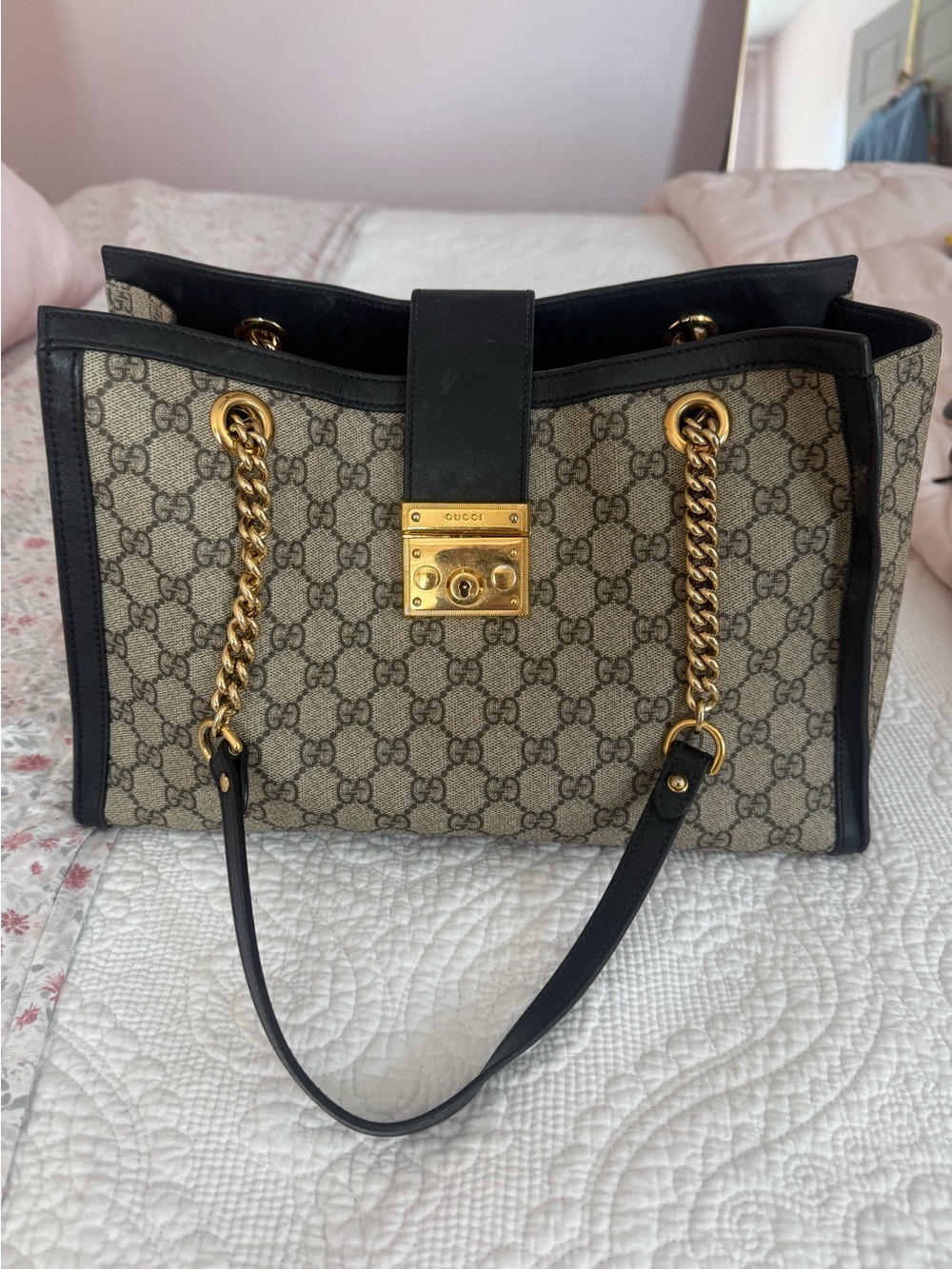 Authentic Gucci Padlock Medium GG Supreme Canvas Tote